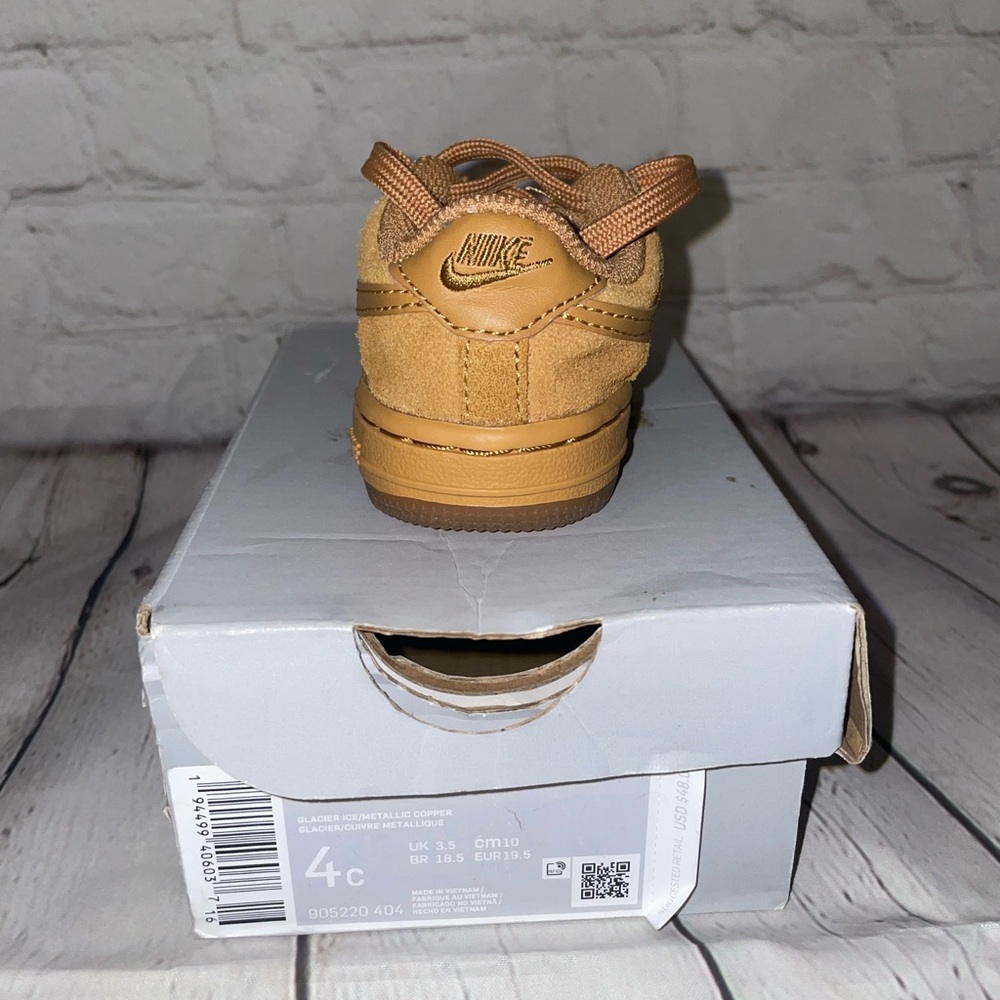 Nike🔥🔥 - Picture 3 of 10